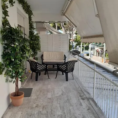 Dalla Dani Appartement *